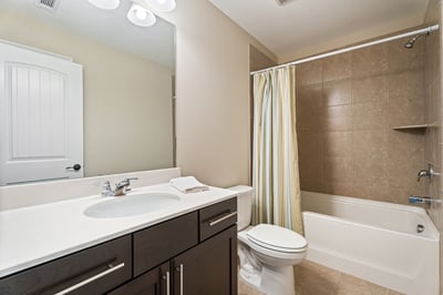 Full bath upstairs!