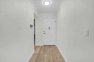 5500 owensmouth ave, 104, los angeles, CA