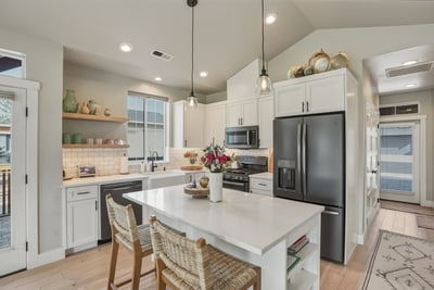 233 W Heising Dr, Sisters, OR