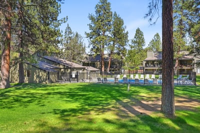 813 E Desperado Trail, Unit 102, Sisters, OR