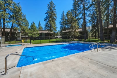 813 E Desperado Trail, Unit 102, Sisters, OR