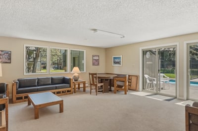 813 E Desperado Trail, Unit 102, Sisters, OR