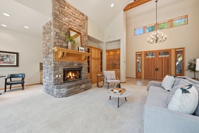 16863 Royal Coachman Drive, Sisters, OR