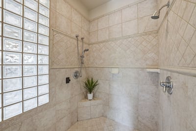 16863 Royal Coachman Drive, Sisters, OR