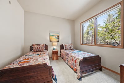 16863 Royal Coachman Drive, Sisters, OR