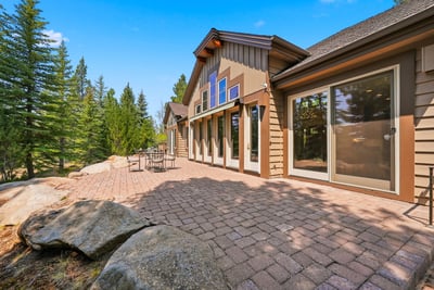 16863 Royal Coachman Drive, Sisters, OR