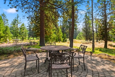 16863 Royal Coachman Drive, Sisters, OR