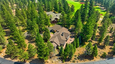 16863 Royal Coachman Drive, Sisters, OR