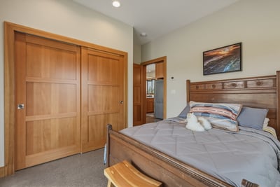 17740 Ox Spur Ct, Bend, OR
