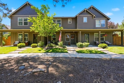 950 N HINDEMAN AVE, Sisters, OR