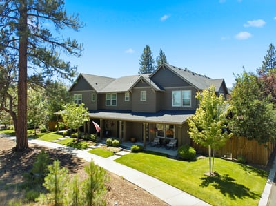 950 N HINDEMAN AVE, Sisters, OR