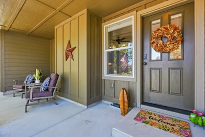 950 N HINDEMAN AVE, Sisters, OR