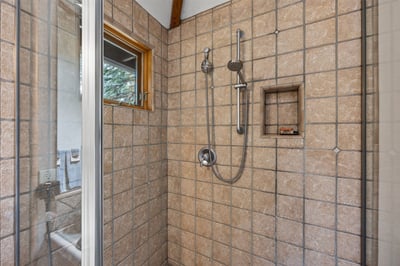 26359 SW Tamarack Lane, Camp Sherman, OR