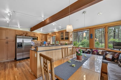 26359 SW Tamarack Lane, Camp Sherman, OR