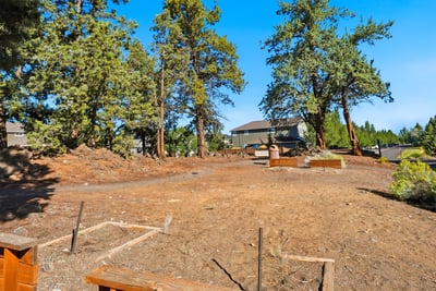 3433 SW 28th Street, Redmond, OR