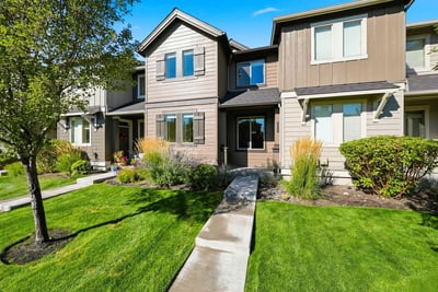 3433 SW 28th Street, Redmond, OR