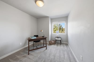 3433 SW 28th Street, Redmond, OR