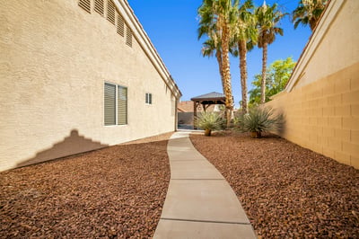 8021 Canyon Wren Ave., Las Vegas, NV