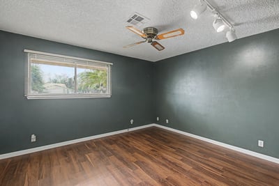 7264 Eldora Ave., Las Vegas, NV