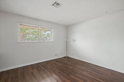 7264 Eldora Ave., Las Vegas, NV