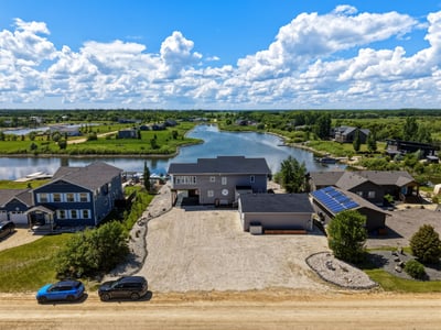 277 Waterfront Dr. E, Gimli, MB