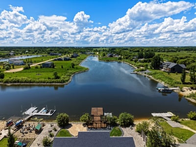 277 Waterfront Dr. E, Gimli, MB