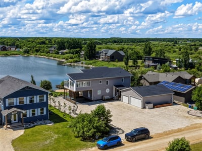 277 Waterfront Dr. E, Gimli, MB