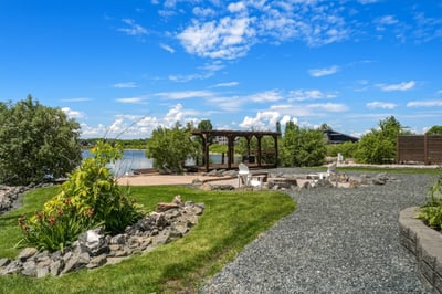 277 Waterfront Dr. E, Gimli, MB