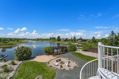 277 Waterfront Dr. E, Gimli, MB