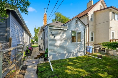 206 Arnold Ave WPG MB R3L 0W5, Winnipeg, MB