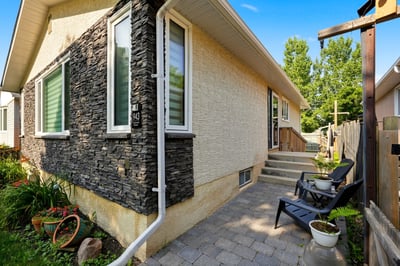 943 Centennial St, Winnipeg, MB
