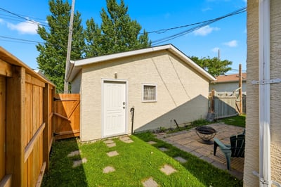 943 Centennial St, Winnipeg, MB