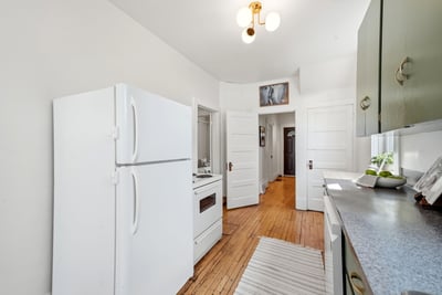 804 Banning St, Winnipeg, MB