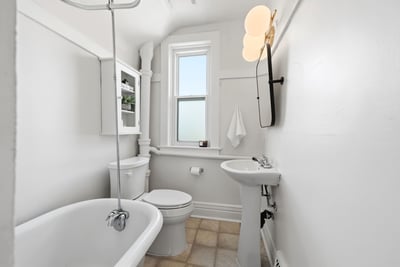 804 Banning St, Winnipeg, MB