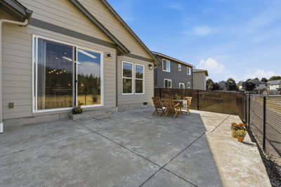 2301 Robbins Way, Lebanon, OR