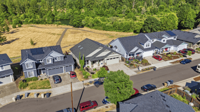 2301 Robbins Way, Lebanon, OR
