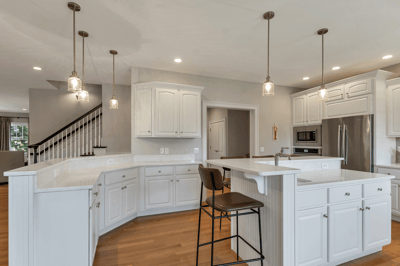 Bright & Elegant Kitchen