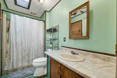 Full Bath with Laundry