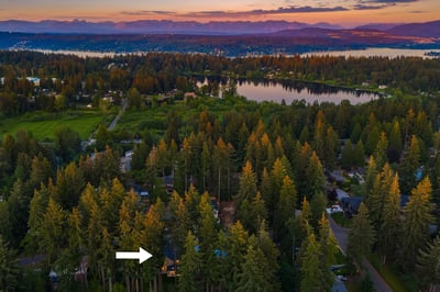 Experience a lifestyle where expansive parks, rolling green spaces, and serene waterside destinations are all within an easy walk from home.