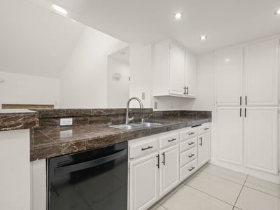 6204 Buena Vista Drive, Unit B, Newark, CA