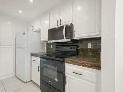 6204 Buena Vista Drive, Unit B, Newark, CA