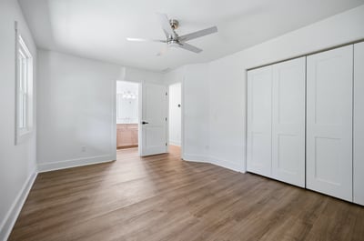 Bright, open space featuring modern design elements and natural light, perfect for customization or relaxation.