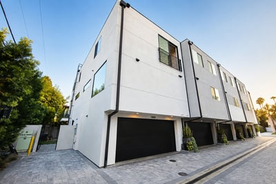 11614 Colfax Meadow Ln, Studio City, CA