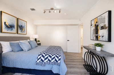 11614 Colfax Meadow Ln, Studio City, CA