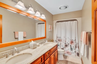 3062 New Williamsburg Drive, Schenectady, NY