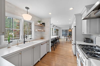 916 Bluebird Canyon Drive, Laguna Beach, CA