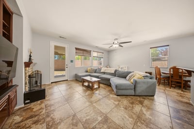 3250 W Ave K1, Lancaster, CA