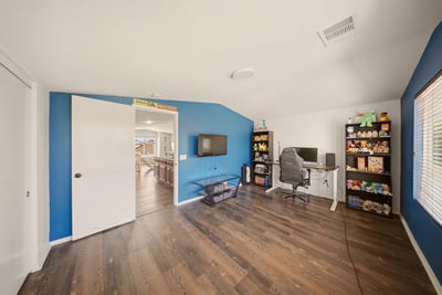 3250 W Ave K1, Lancaster, CA