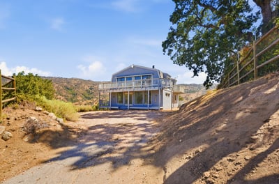 27051 Oakflat Drive, Tehachapi, CA