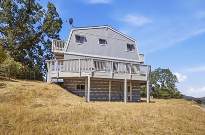 27051 Oakflat Drive, Tehachapi, CA